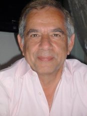 Dr Charles Landau