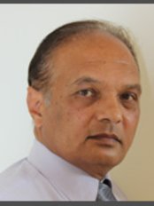 Dr Dakshu Patel