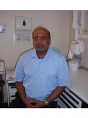 Dr Roopesh Singh