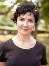 Dr Edvina Muksinovic